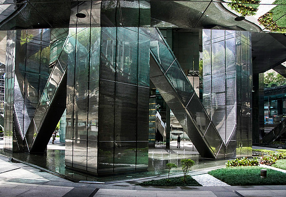 steel_DSC8314586HK-lge
