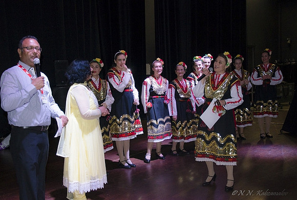 02757divali