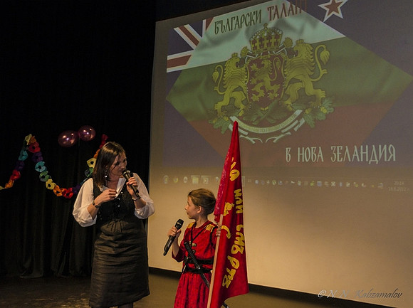 044NNK_1324bg nz2